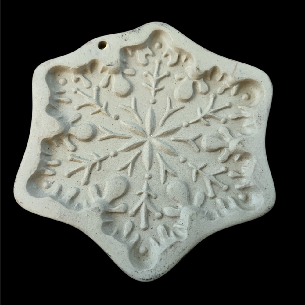 Brown Bag Cookie Art Snowflake Mold 2000 Paper Candy Shortbread Mold rare